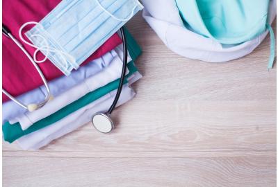 How to Choose the Right Fabrics for Your Scrubs